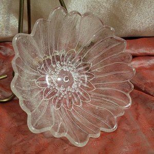 Vintage Indiana Glass Sunflower Bowl